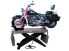 cv-17 cycle vise with motorcycle on lift